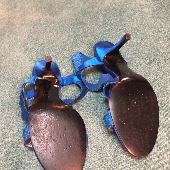 High Heels Blue Satin shoes - Picture 3 of 4